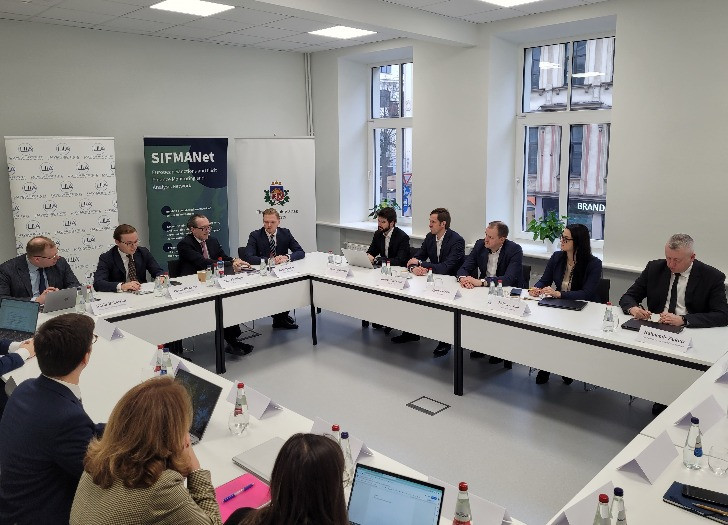 FIU Latvia holds discussion on sanctions